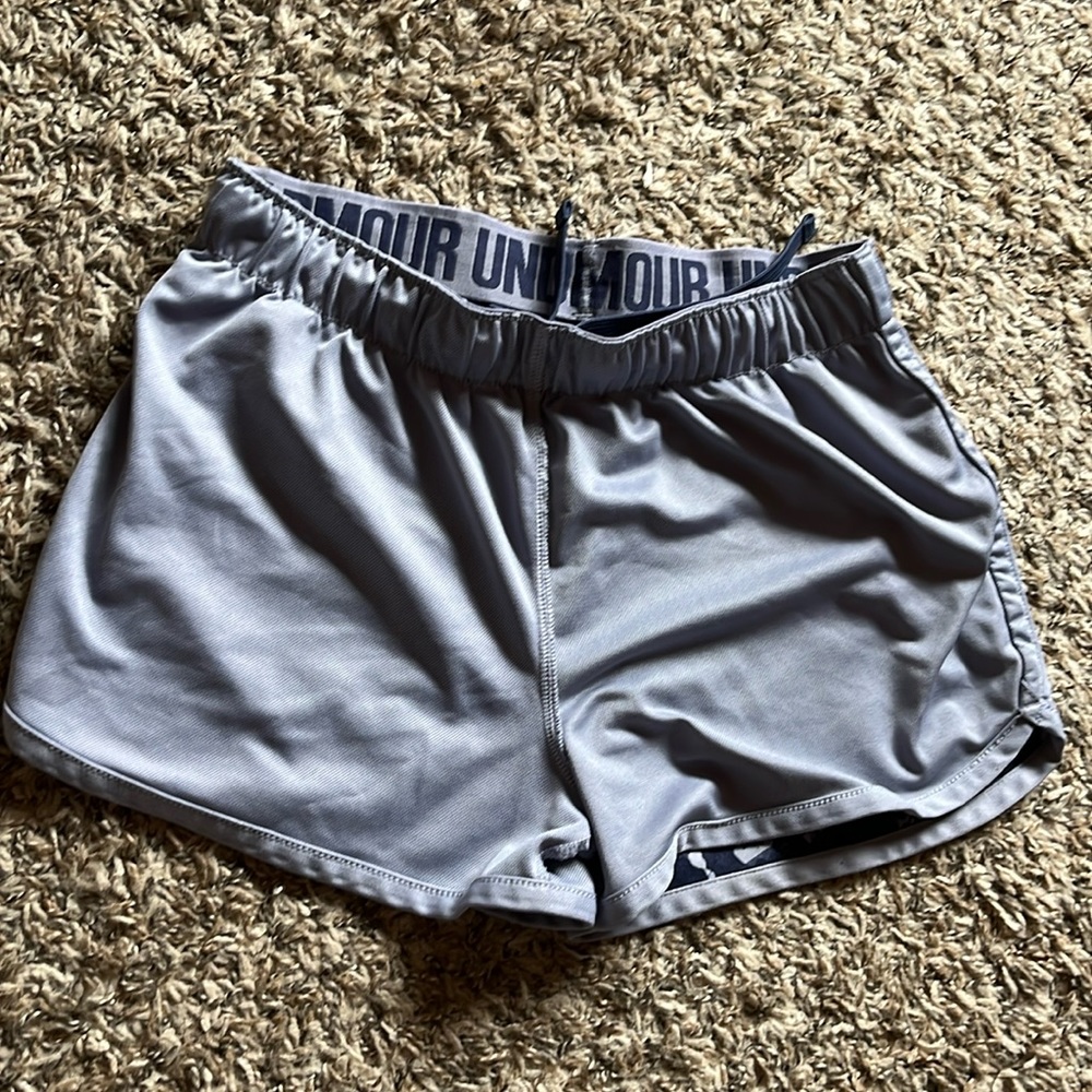 under armor violet athletic shorts